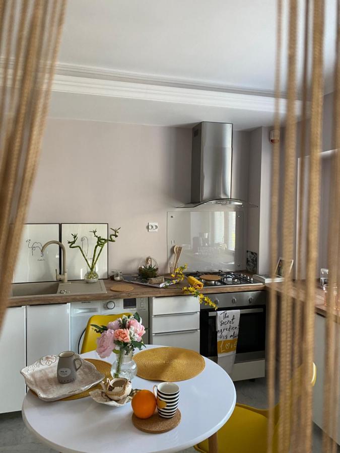 Victoriei Deluxe Suites Βουκουρέστι Εξωτερικό φωτογραφία