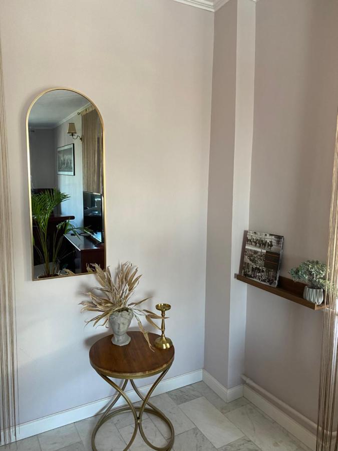 Victoriei Deluxe Suites Βουκουρέστι Εξωτερικό φωτογραφία